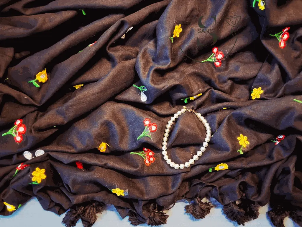 Mulmul-cotton-soft-saree-Black.webp
